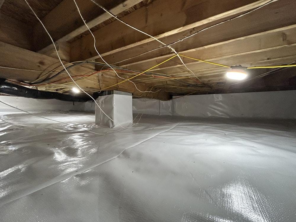 Professional Crawlspace Waterproofing Service